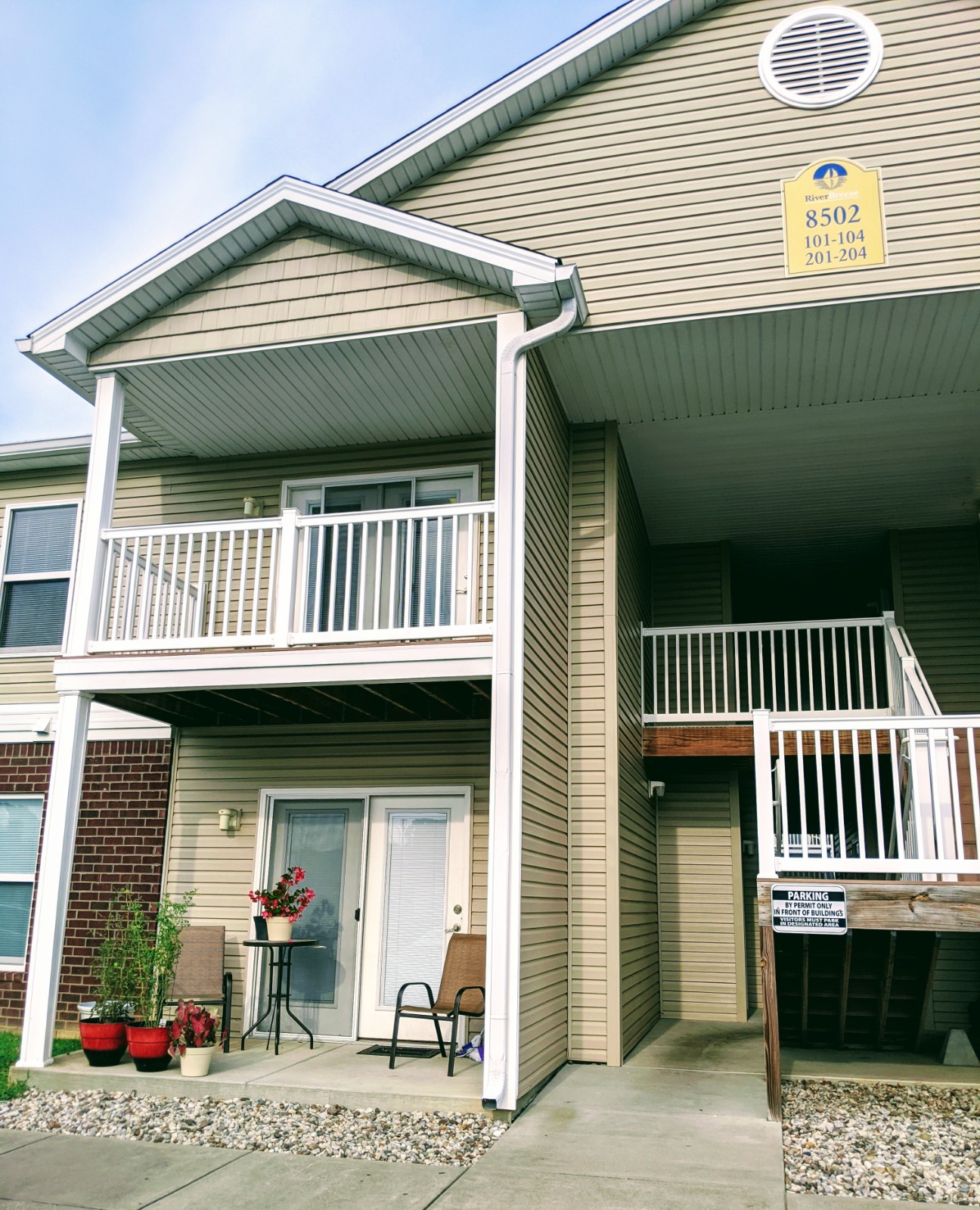 6809 Yazoo St. #107